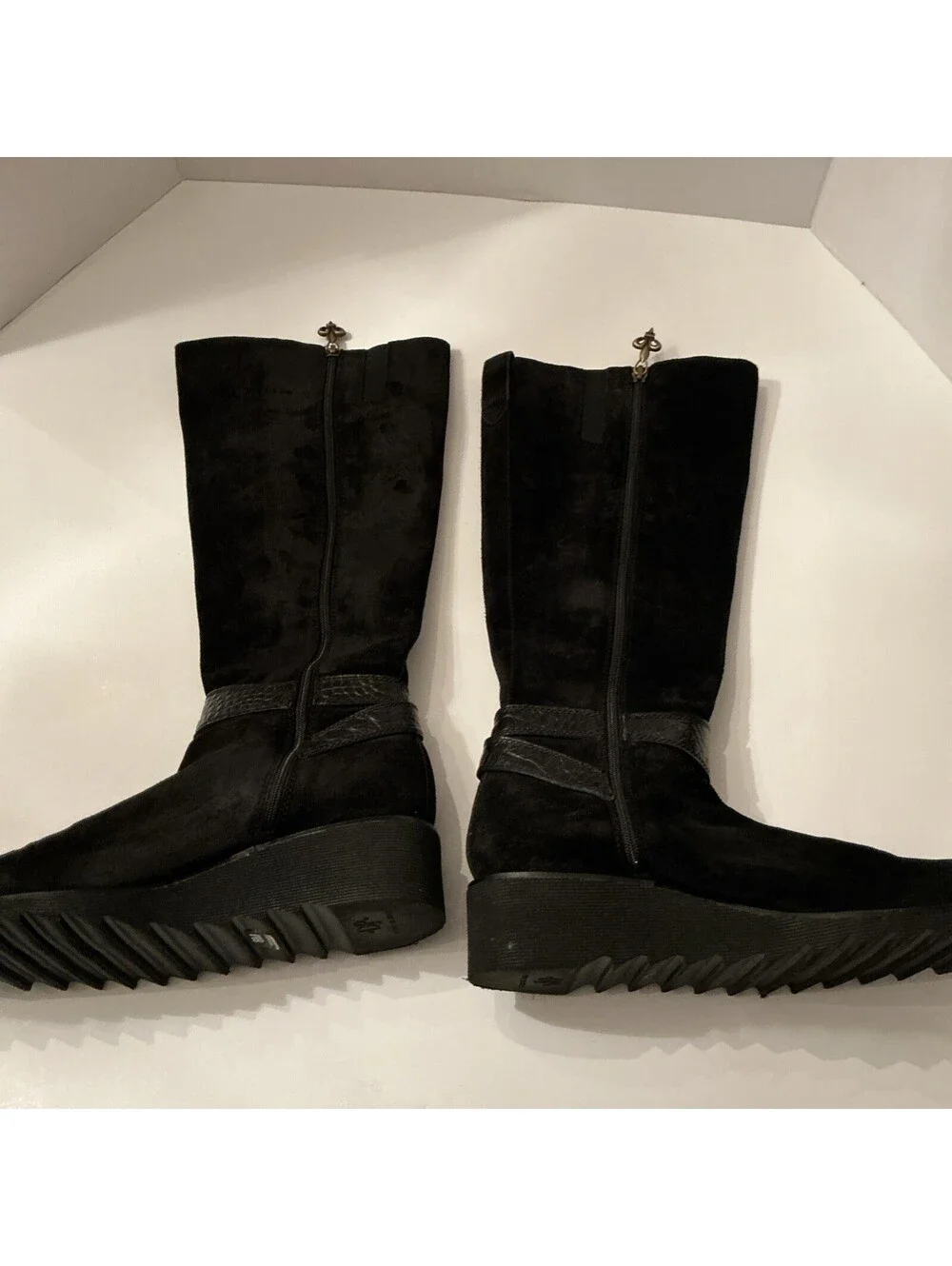 Donald J Pliner Knee High Boots Hesaid ITALY Womens 8 M Black Suede Wedge Heel